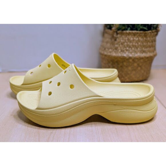 CROCS Daylily Yellow Bae Slide Sandals Women's Size 9 UK 7 NWT - Picture 3 of 12